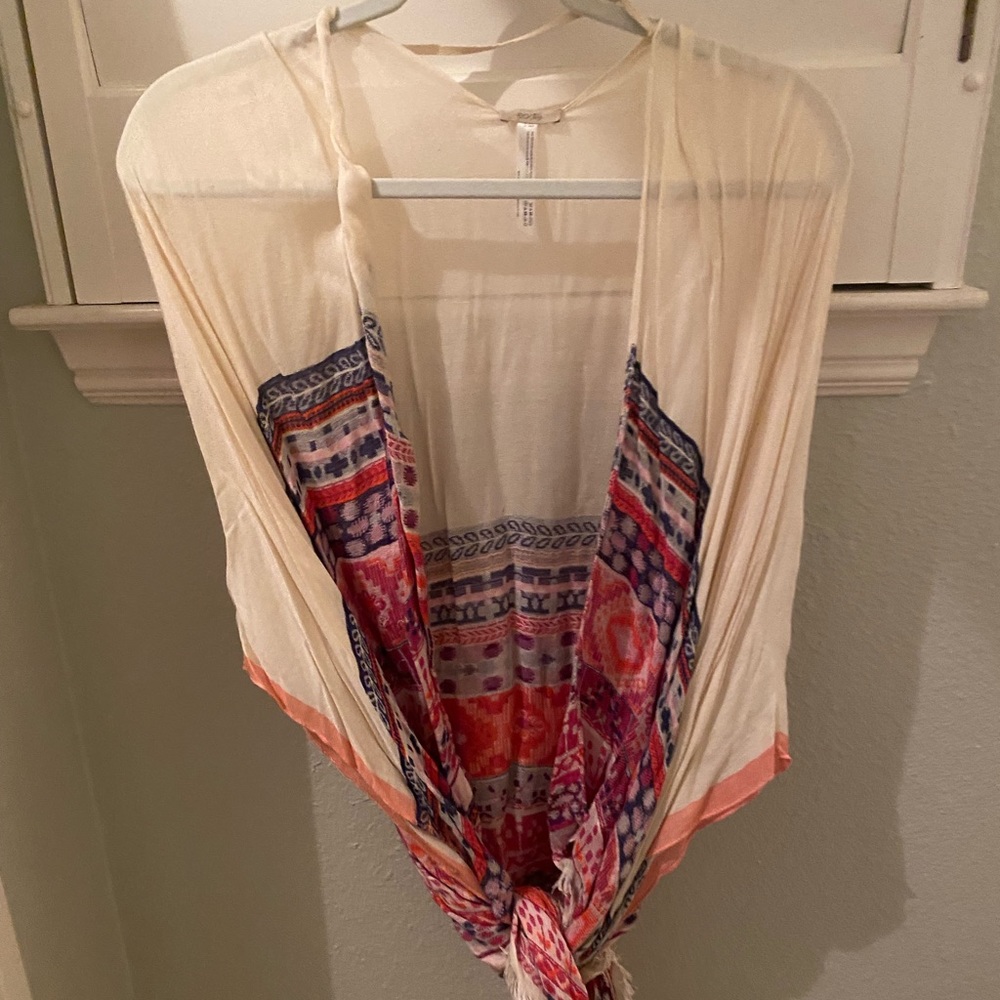 Patterned Shawl - image 1